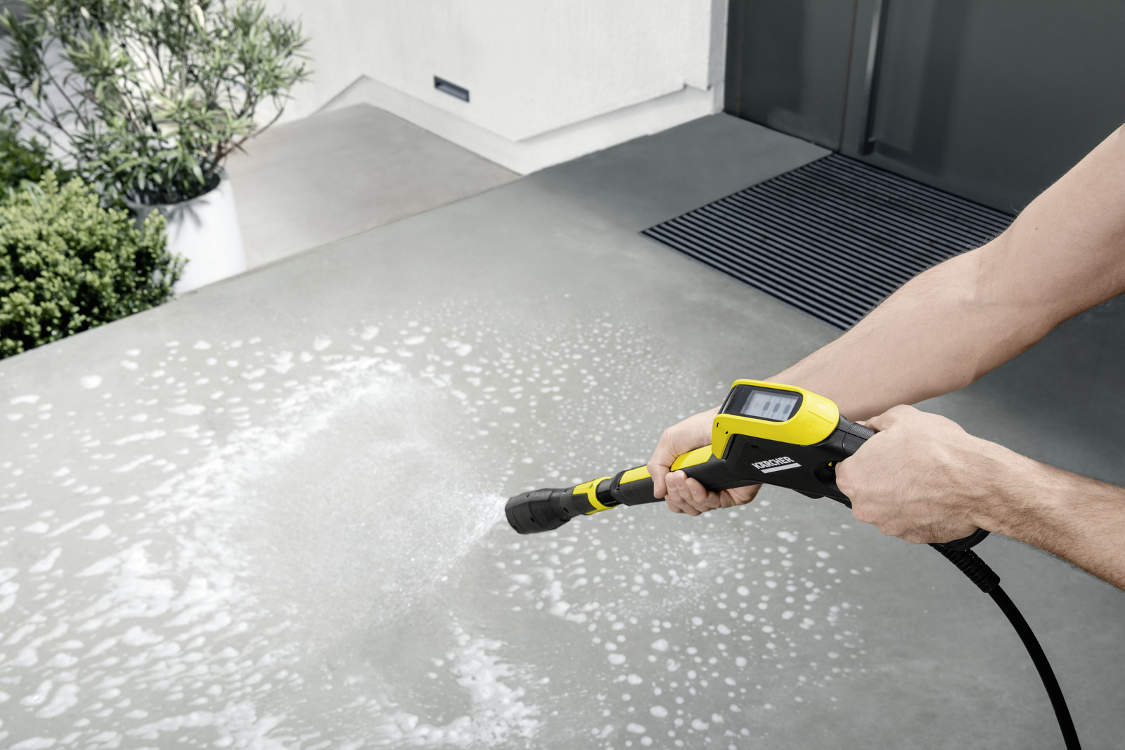 Curatitor cu apa sub presiune Karcher K 7 Premium Full Control Plus 13171300