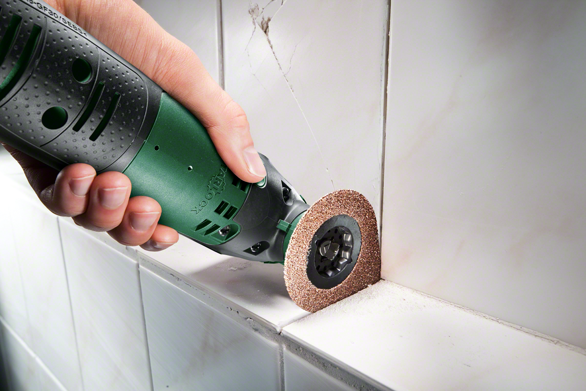 Sculă multifuncţională Bosch 0603102120