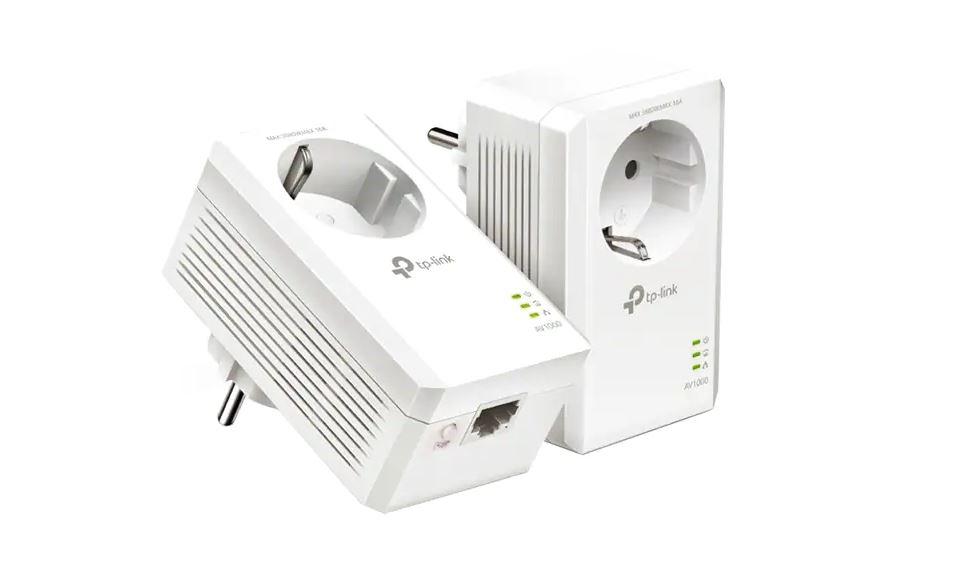 TP-Link Kit Powerline Gigabit Passthrough, HomePlug AV2,IEEE 1901, IEEE 802.3, IEEE 802.3u, IEEE 802.3ab, Gigabit Ethernet Port, Aria de acoperire: 300M, CONTINUT PACHET 2X adaptoare powerline ethernet, viteze mari de transfer de date, de până la 1000 Mbps.