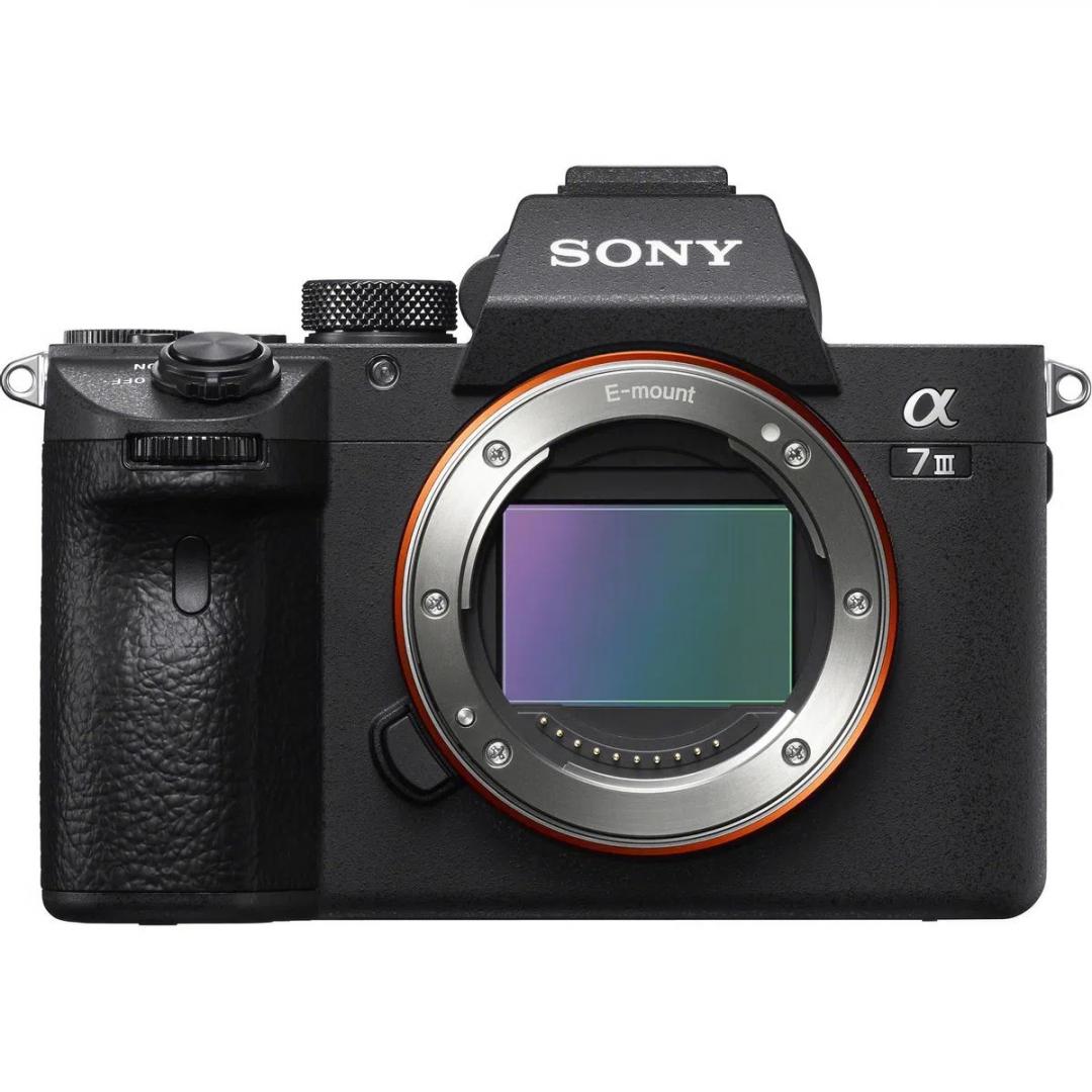 Aparat foto Mirrorless Sony Alpha A7 III, 24.2 MP, Full-Frame, 4K HDR, 4D Focus, Wi-Fi, NFC