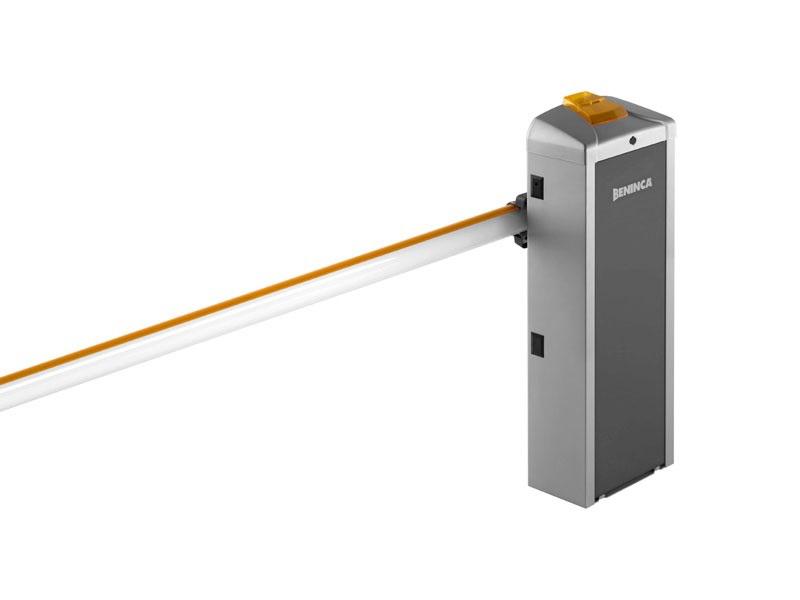 Bariera electromecanica auto Beninca EVA8, (receptor radio incorporat), permite instalarea unui brat de maxim 8 metri, recomandata pentru uz intensiv, alimentare la 220V, alimentare motor 24Vdc, viteza de operare: 3.5-6 secunde, loc pentru montare fotocelula in bariera, lampa integrata in bariera (