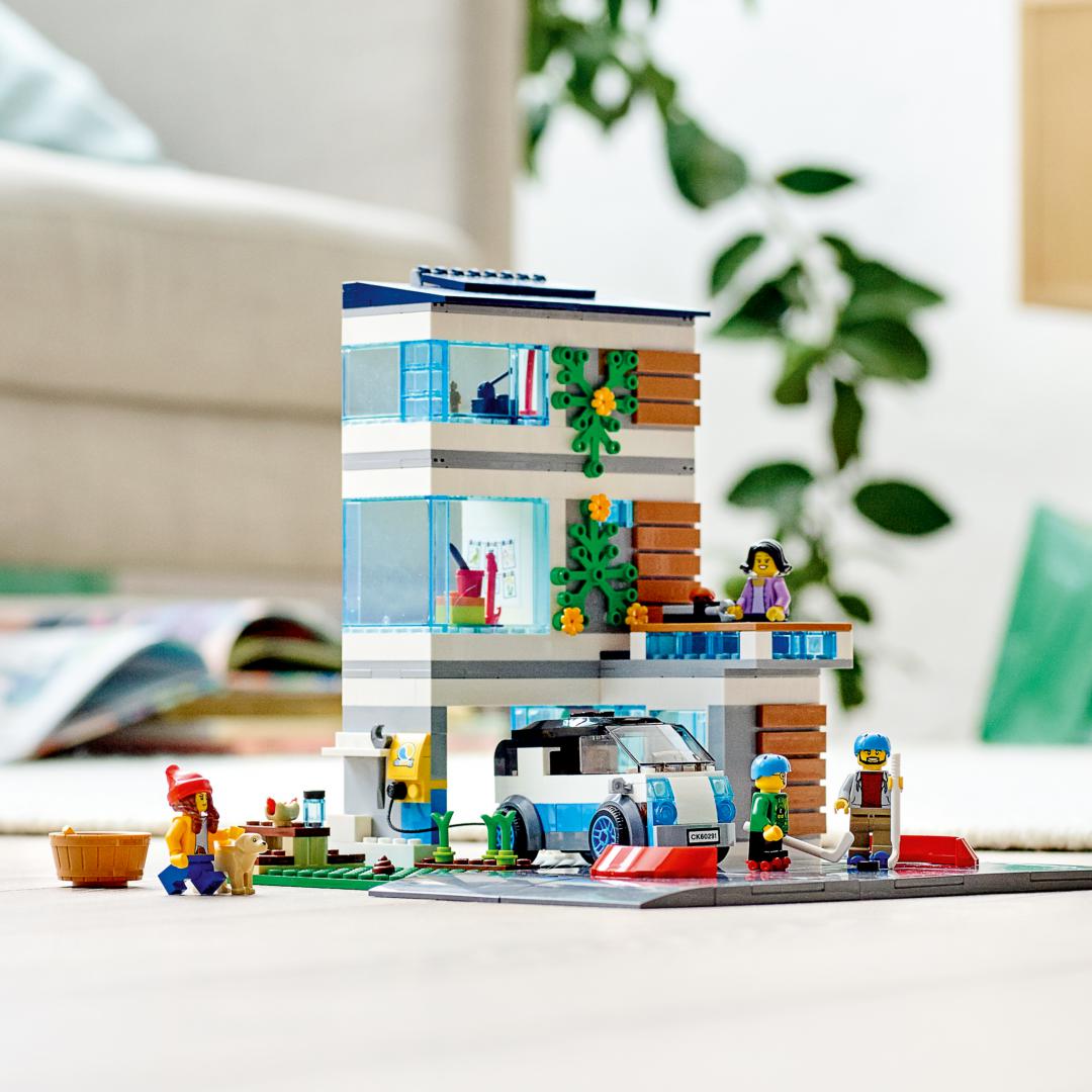 Set de constructie Lego, Casa familiei, 60291
